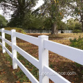 Recinzioni di cavallo in PVC bianco